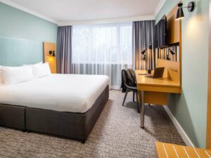 Accor